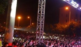 8.3娱乐爆料,明星动态大揭秘，精彩瞬间不容错过！